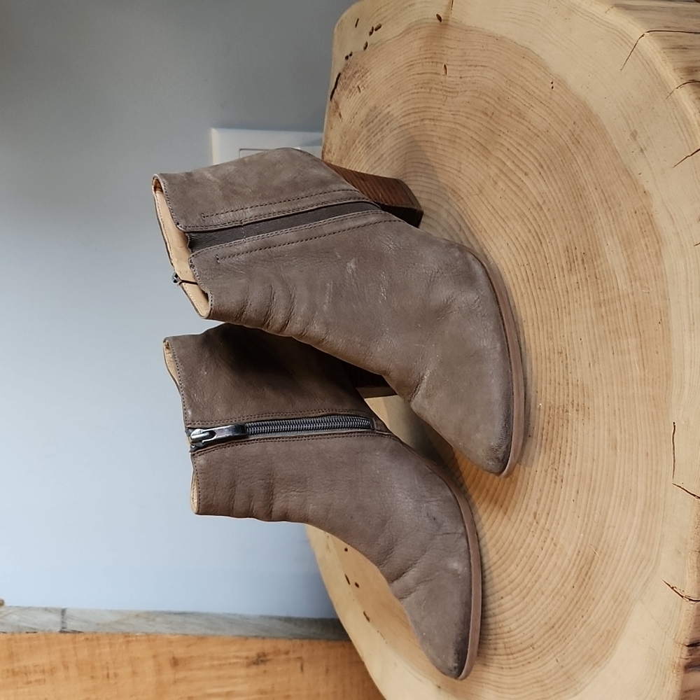 Franco Sarto Afron suede ankle booties